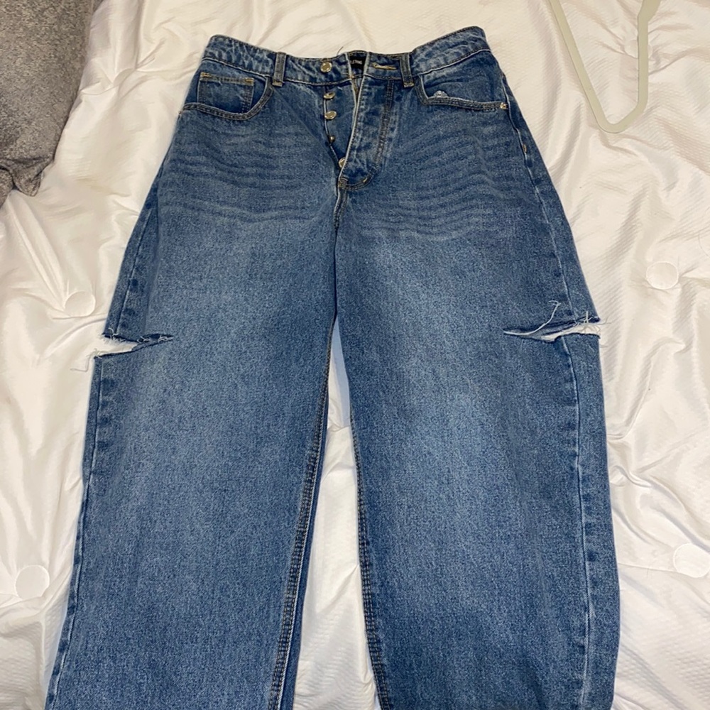 oversized denim jeans